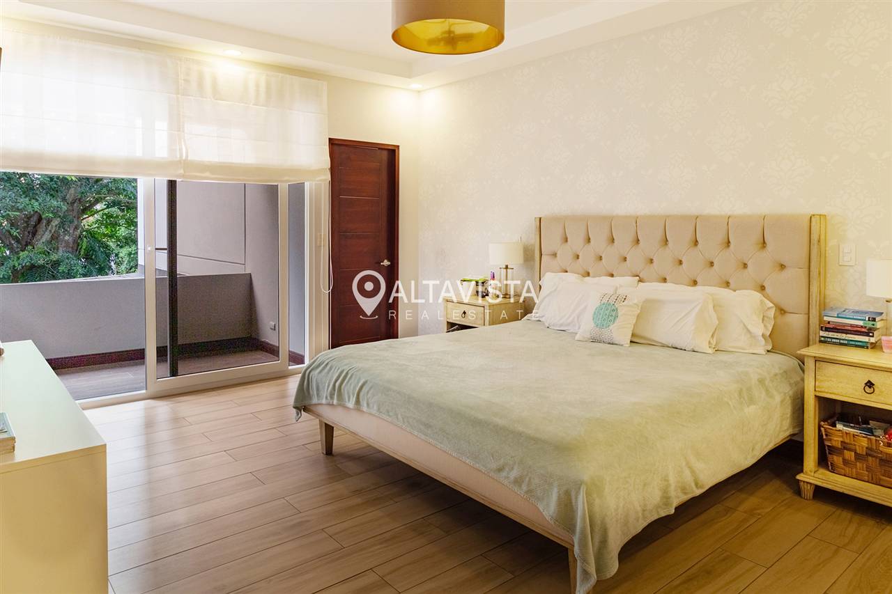 Venta de Casa 1 en Condominio Gregal