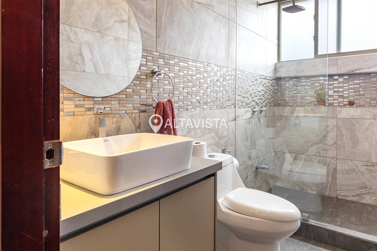 Venta de Casa 1 en Condominio Gregal