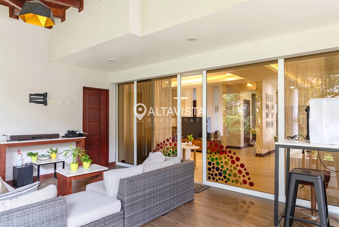 Venta de Casa 1 en Condominio Gregal