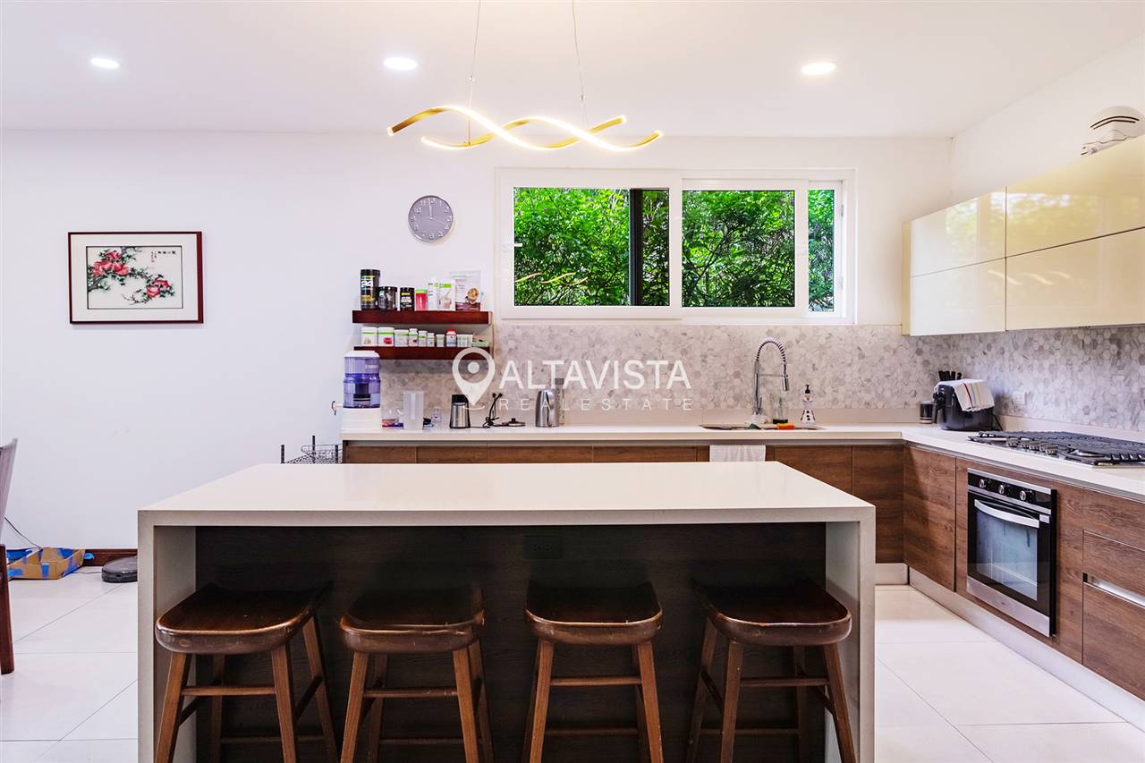 Venta de Casa 1 en Condominio Gregal