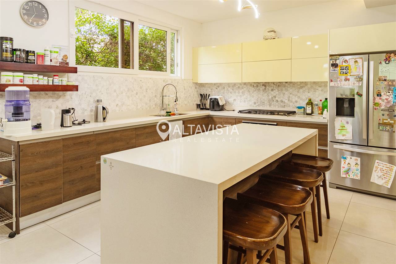 Venta de Casa 1 en Condominio Gregal