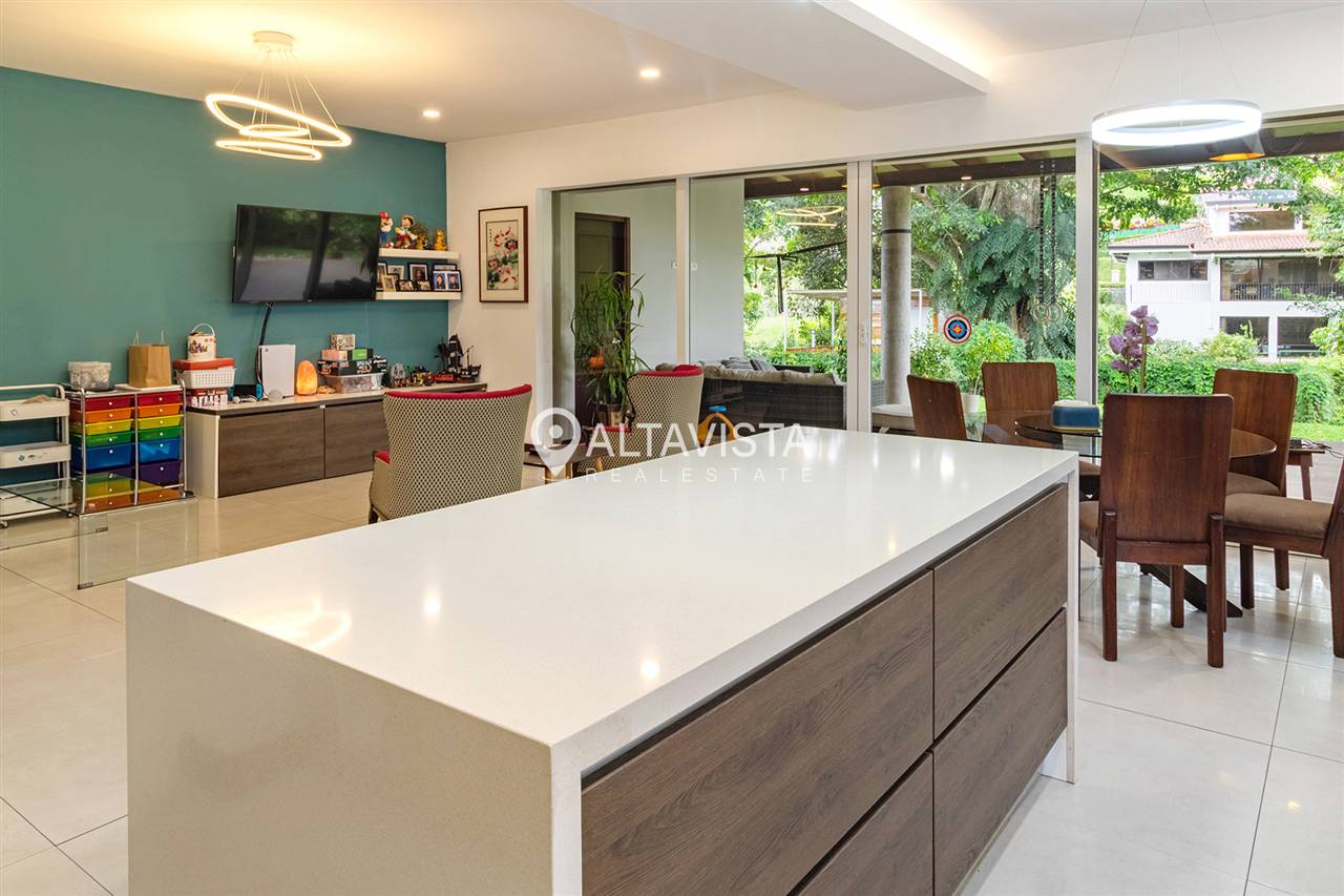 Venta de Casa 1 en Condominio Gregal