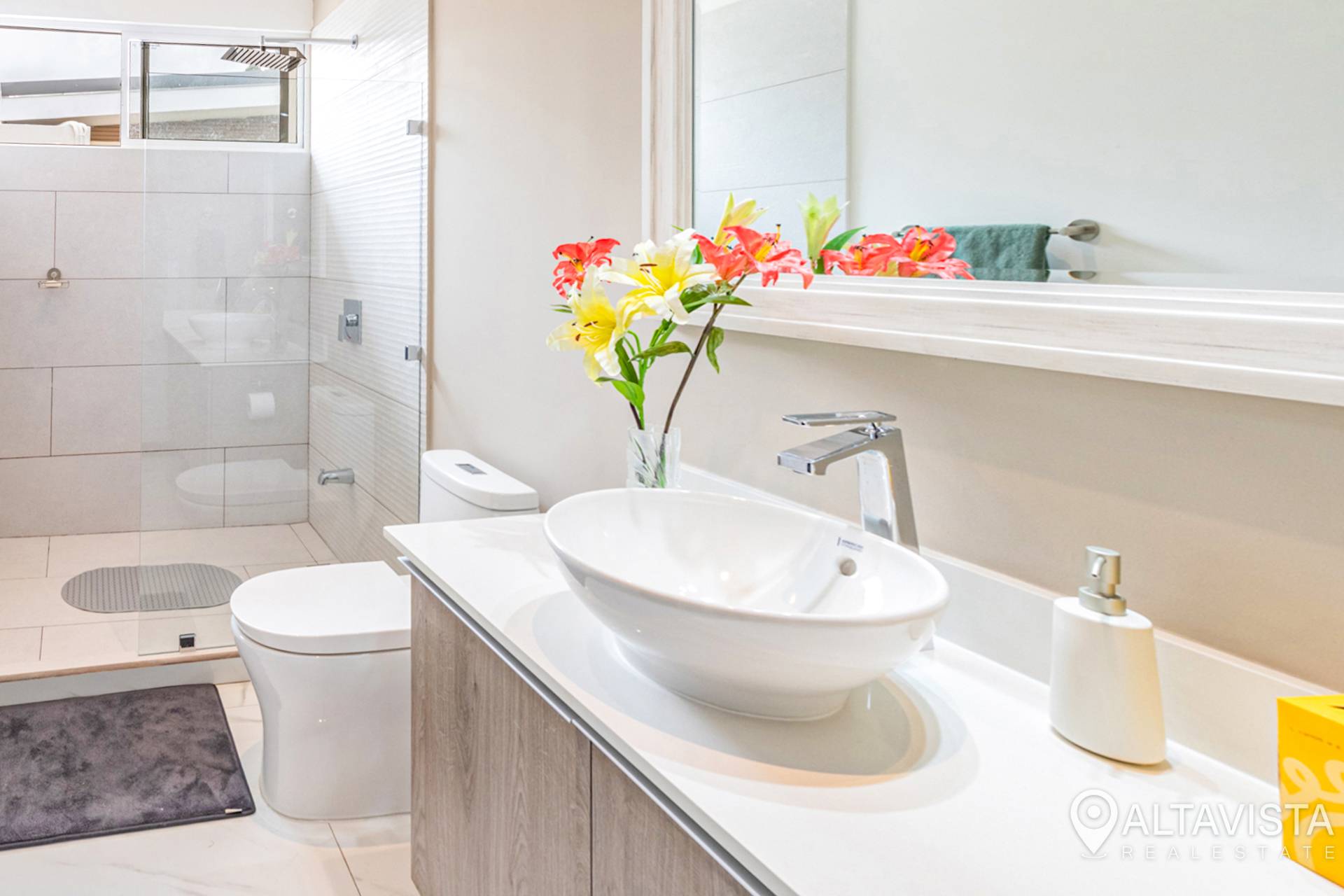 Venta de Casa en Condominio 2370 Guachipelin