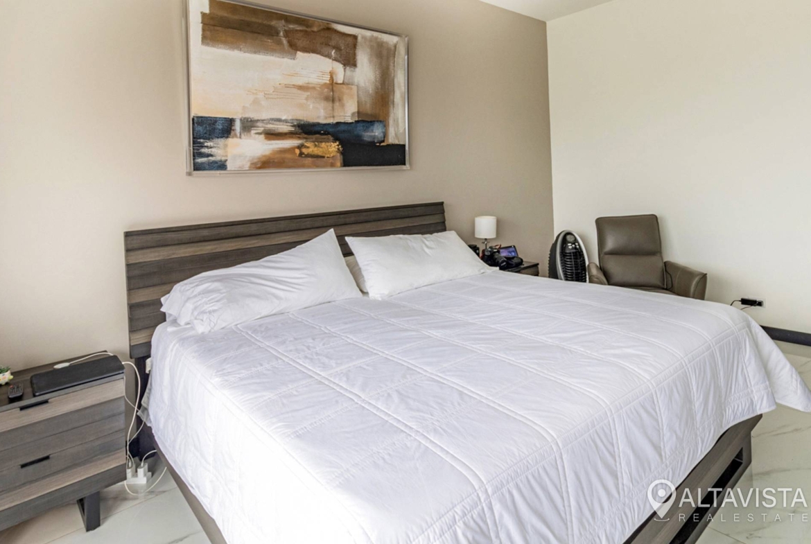 Venta de Casa en Condominio 2370 Guachipelin