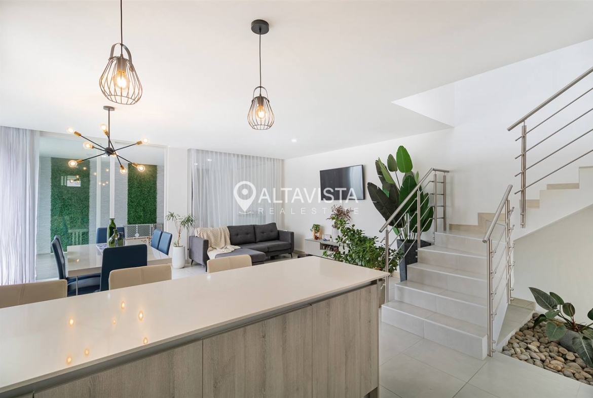 Venta de Casa en Condominio La Arboleda Belén Heredia