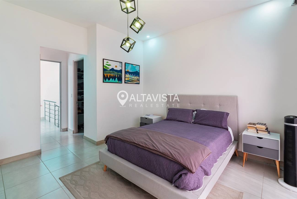 Venta de Casa en Condominio La Arboleda Belén Heredia