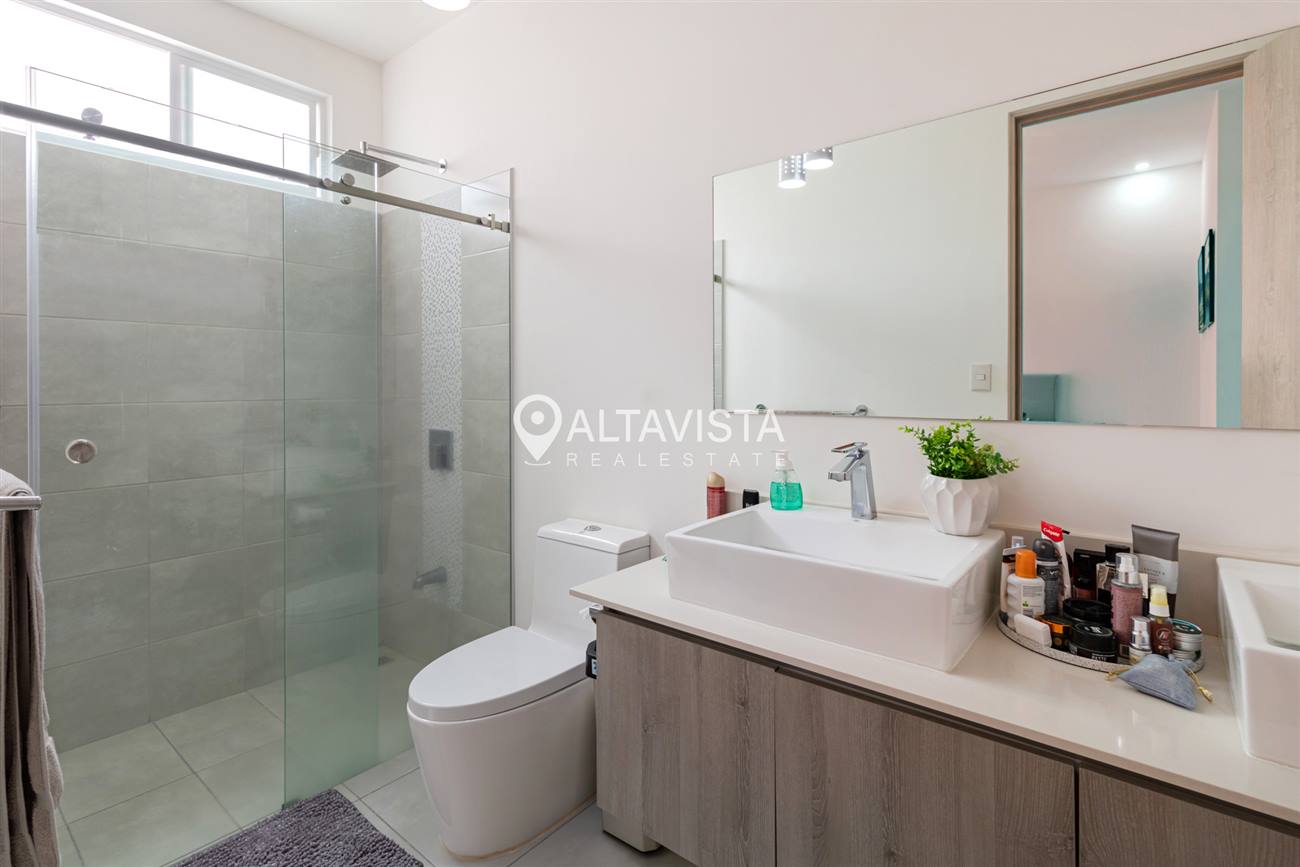 Venta de Casa en Condominio La Arboleda Belén Heredia