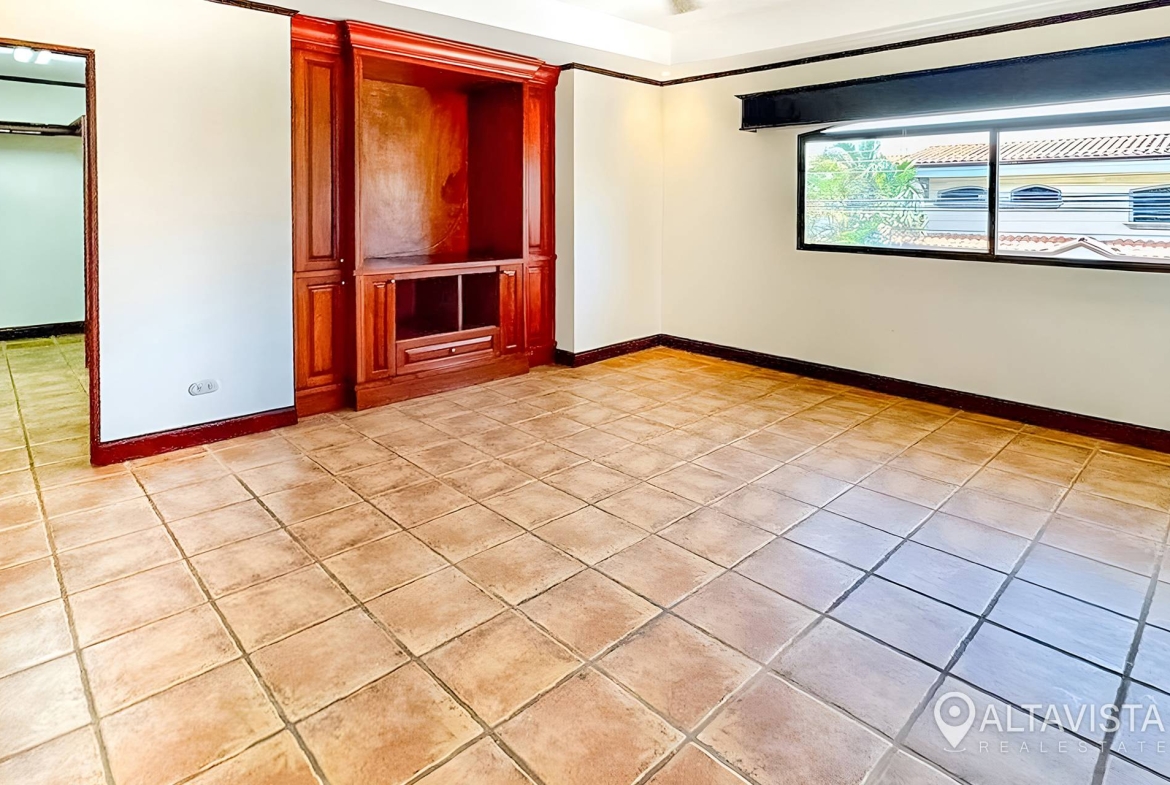 Casa en venta condominio Santa Ana