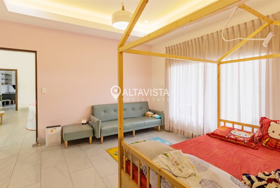 Venta de casa tierras del este