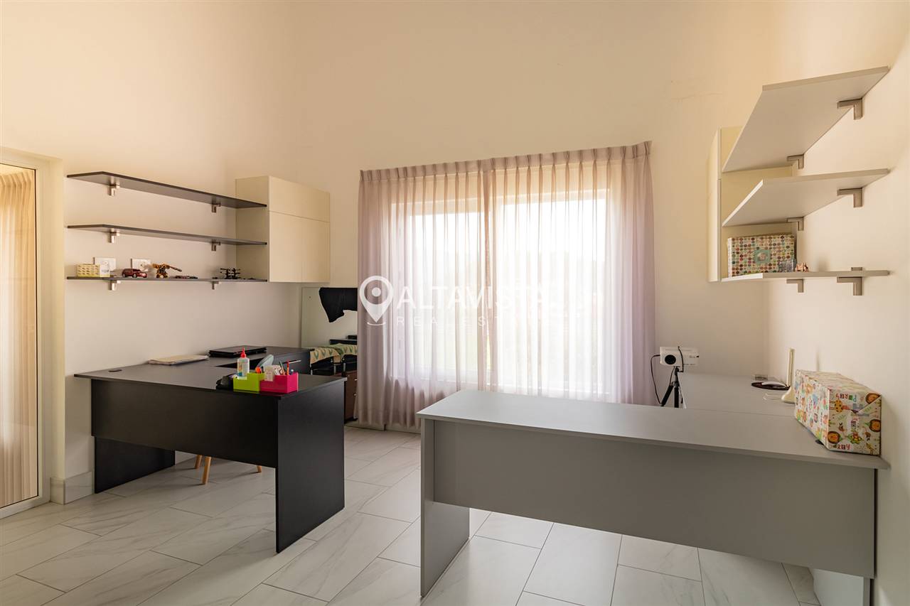 Venta de casa tierras del este