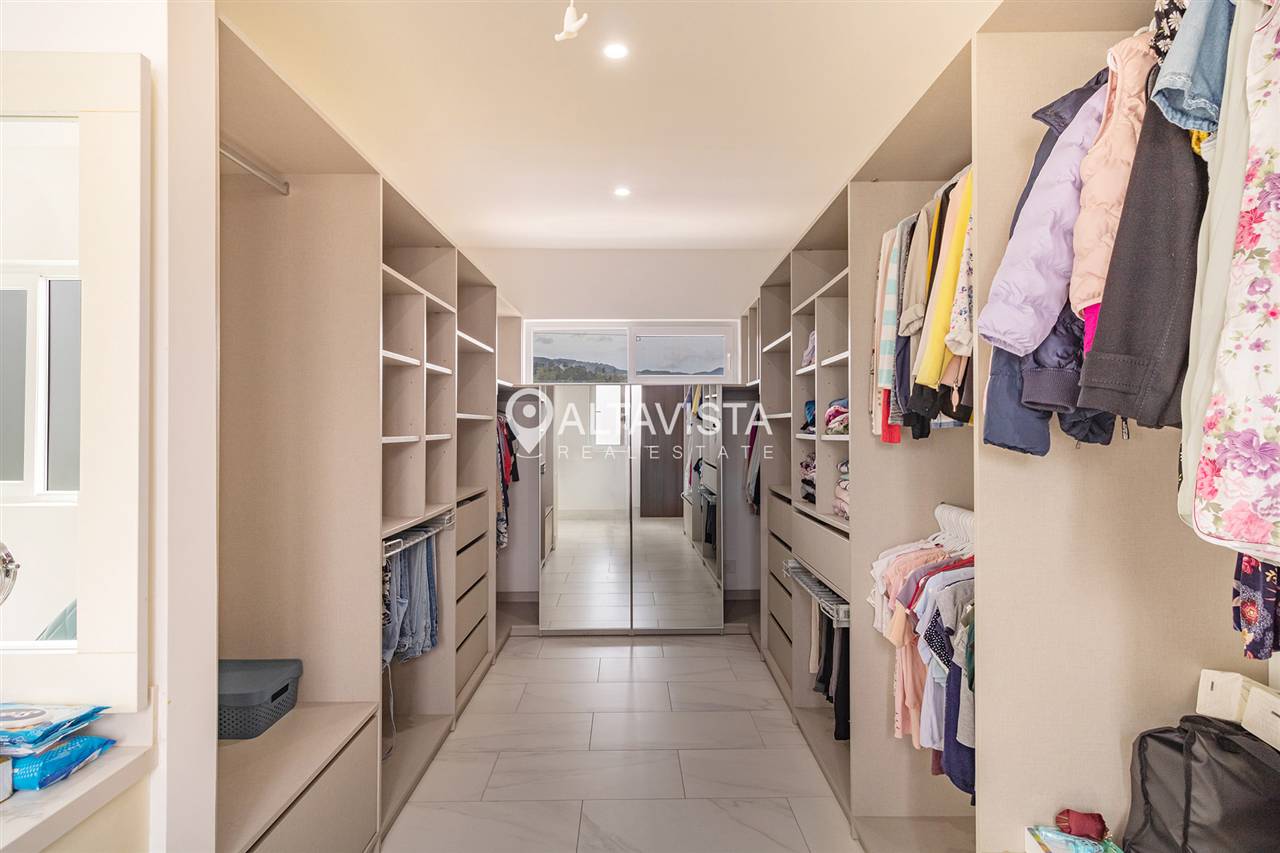 Venta de casa tierras del este