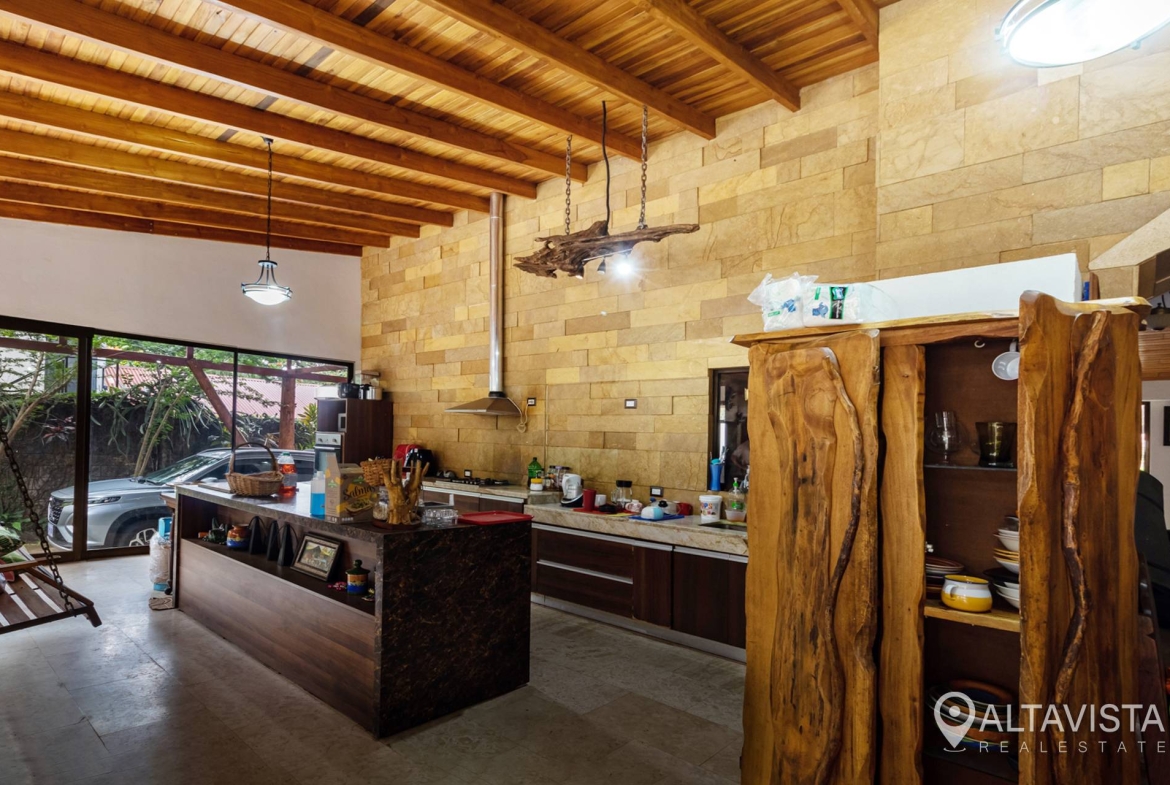 venta de Casa en Santa Ana