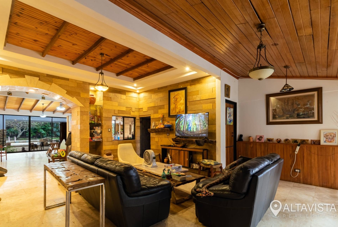 venta de Casa en Santa Ana