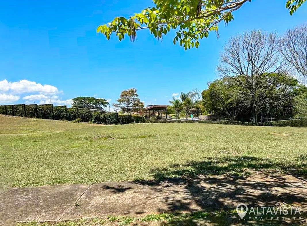 venta de lote en condominio la cañada