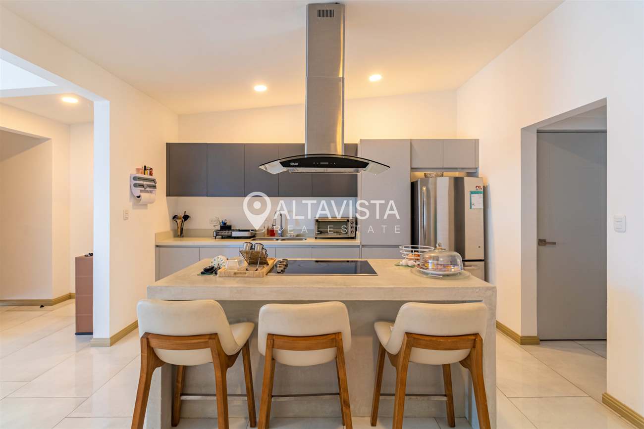 Escazu en Condominio Privé