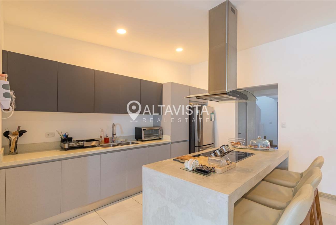 Escazu en Condominio Privé