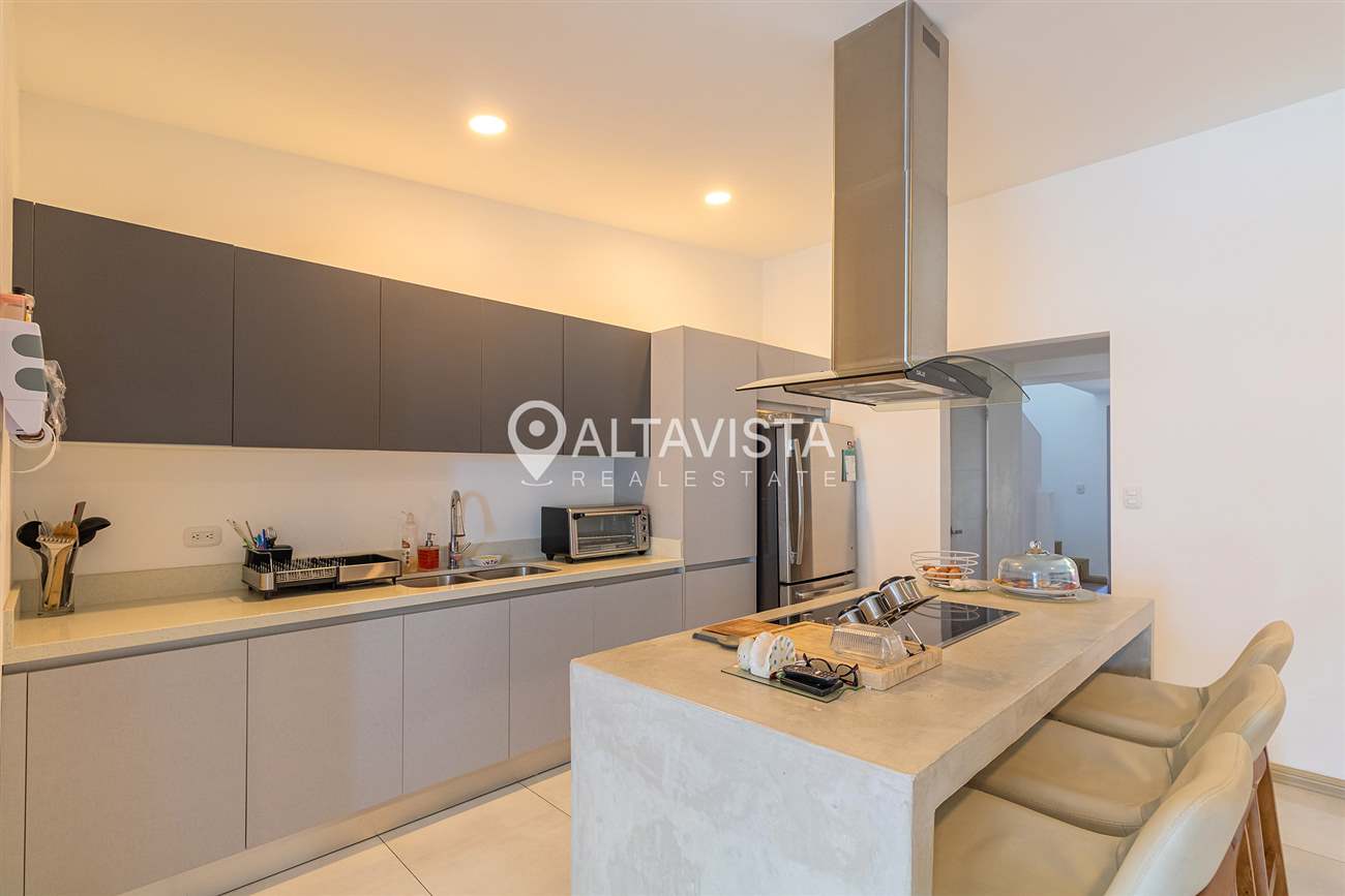 Escazu en Condominio Privé