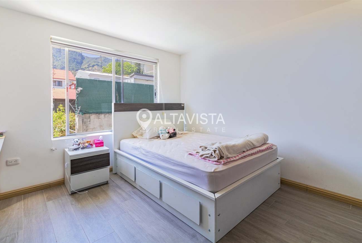 Escazu en Condominio Privé