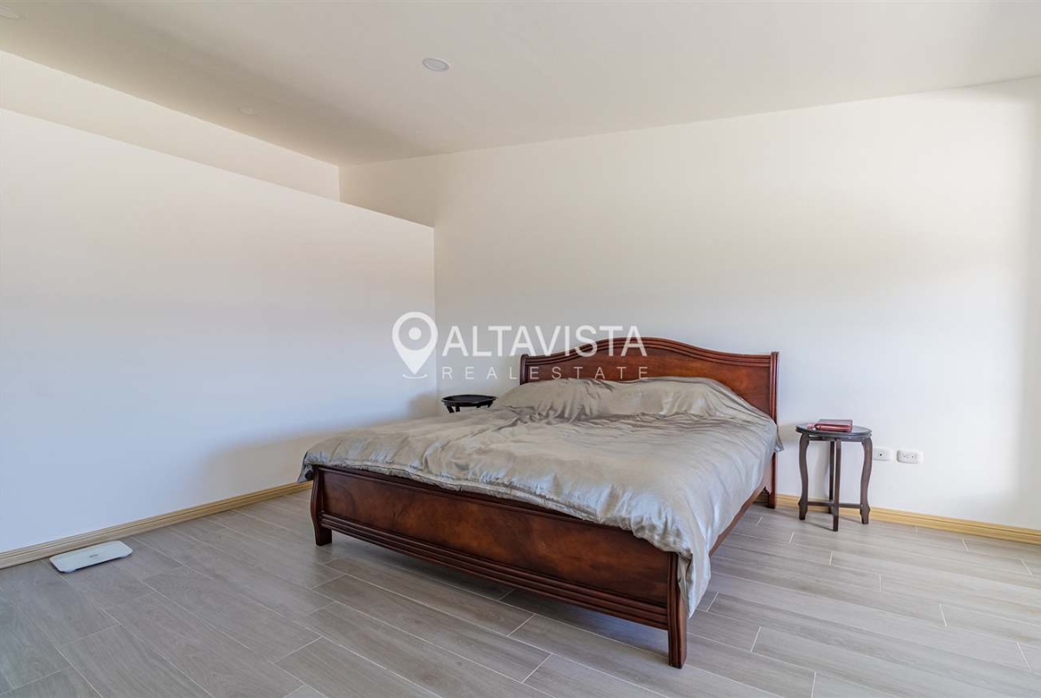Escazu en Condominio Privé
