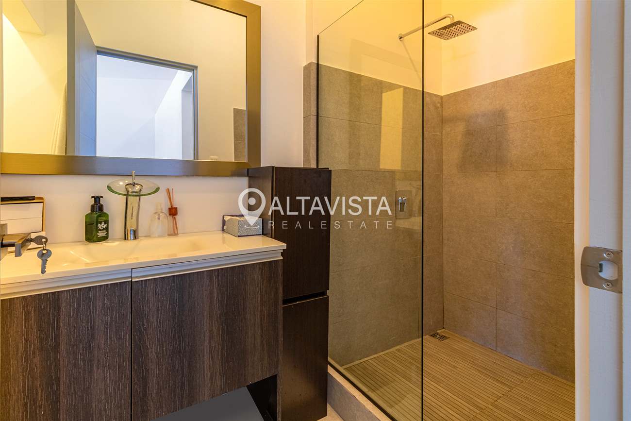 Escazu en Condominio Privé