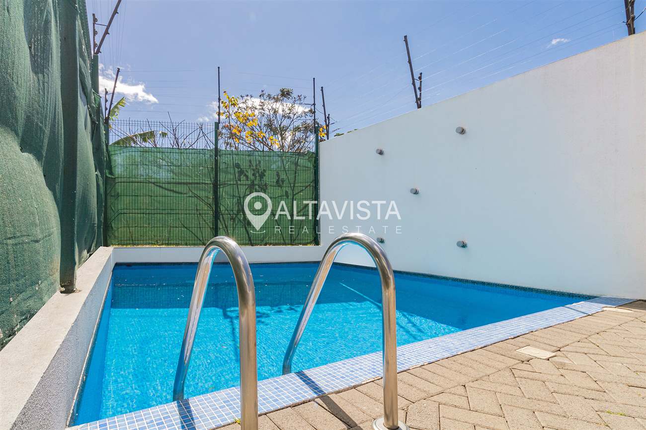 Escazu en Condominio Privé