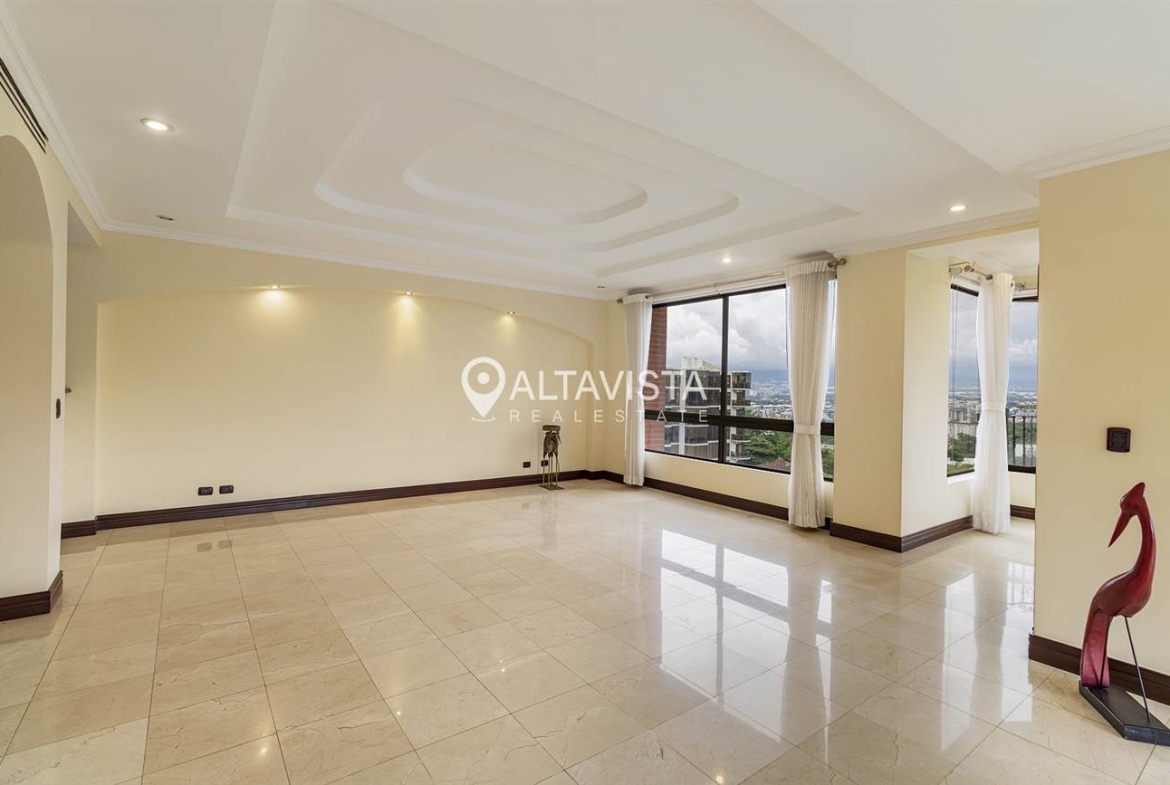 Apartamento en condominio Portofino Escazu