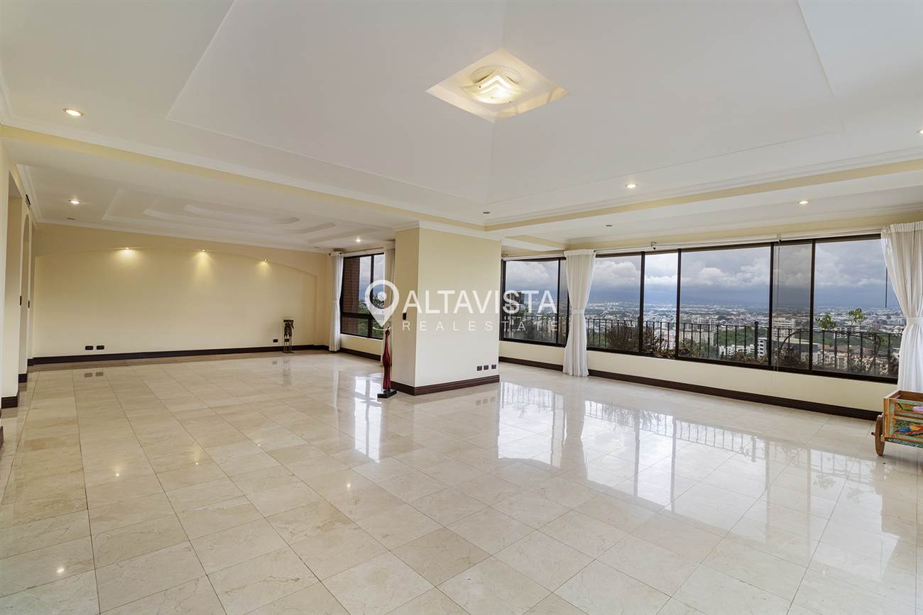 Apartamento en condominio Portofino Escazu