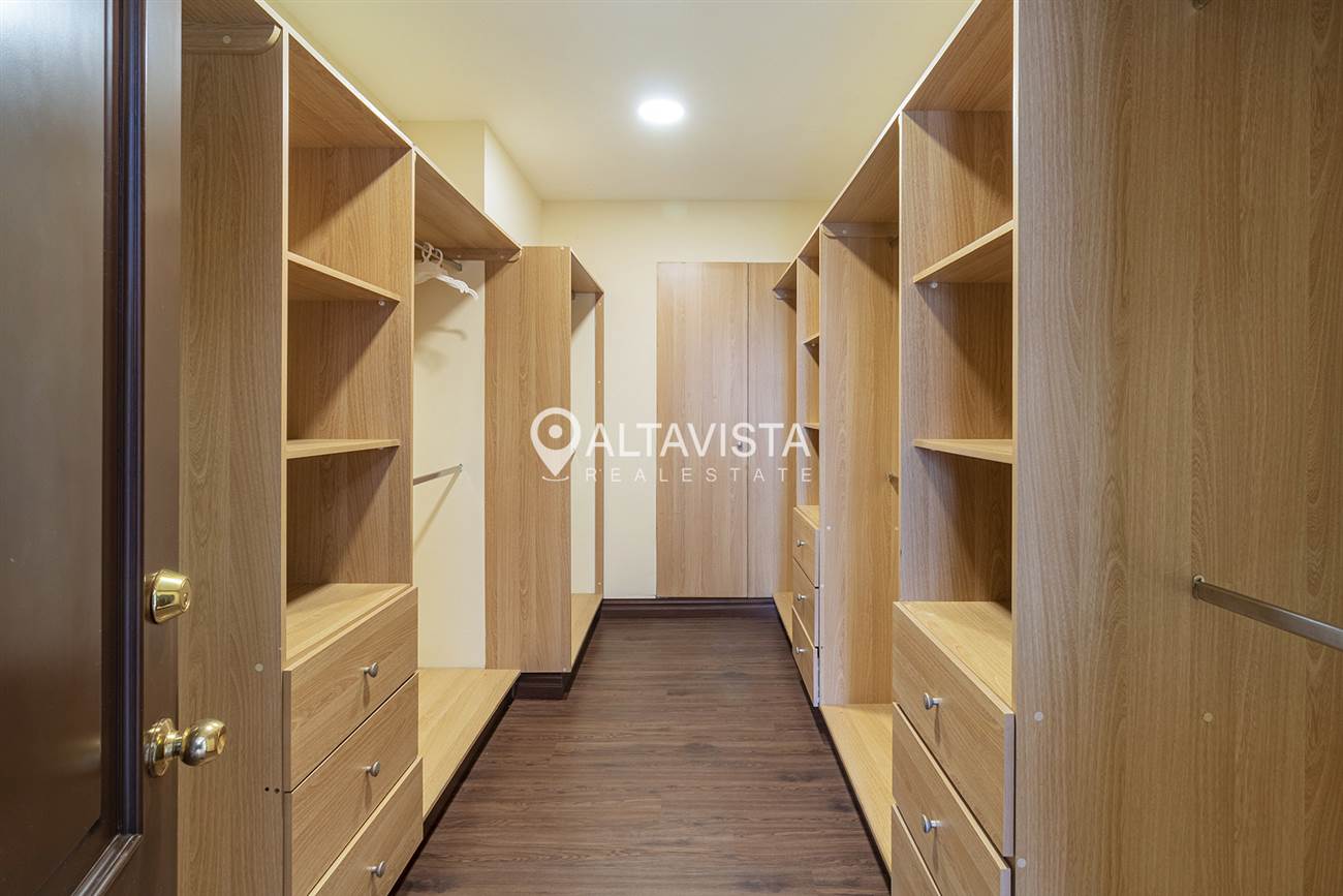 Apartamento en condominio Portofino Escazu