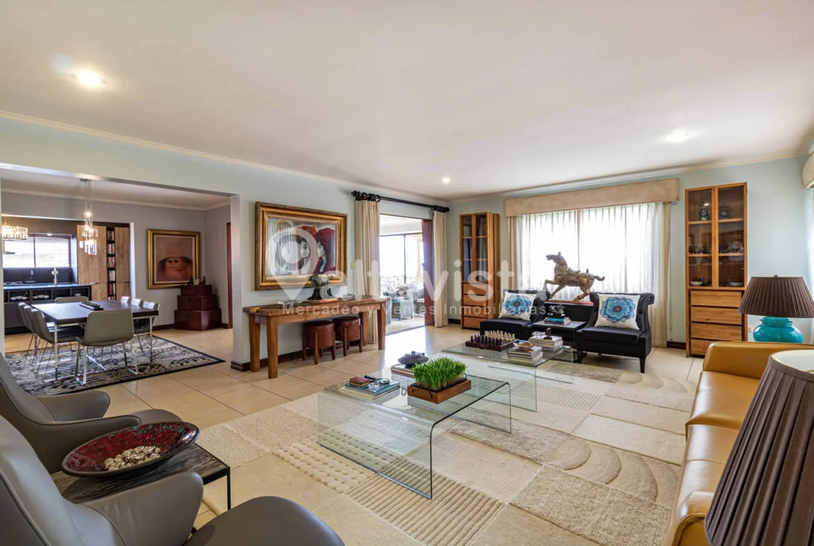 Casa en Condominio Ereganto