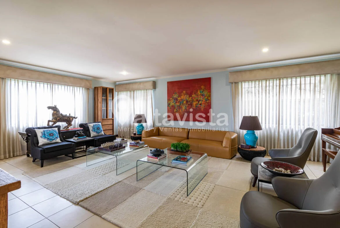 Casa en Condominio Ereganto