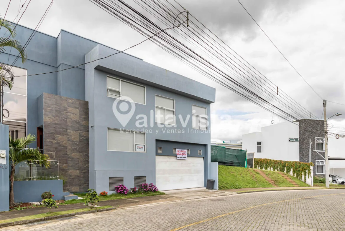 Casa en Condominio Rialto