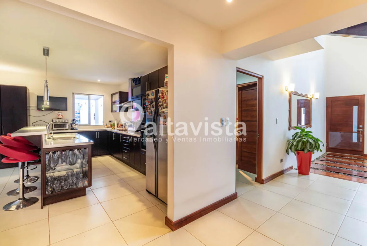 Casa en Condominio Rialto