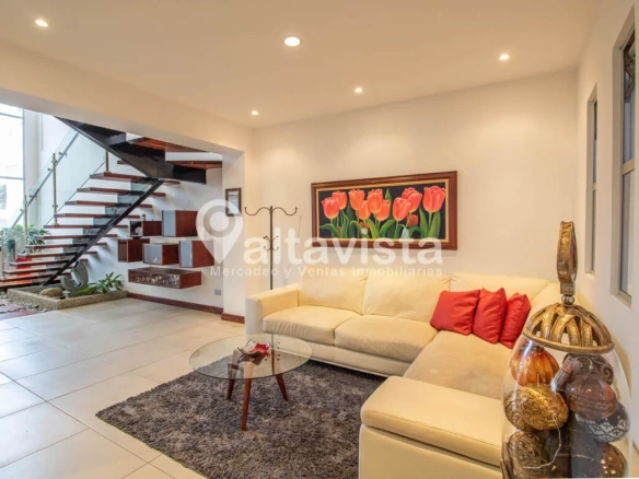 Casa en Condominio Rialto