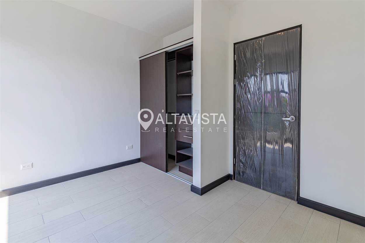 Casa en Venta Guayabos de Curridabat Por Aleste-24 Casa en Venta Guayabos de Curridabat Por Aleste