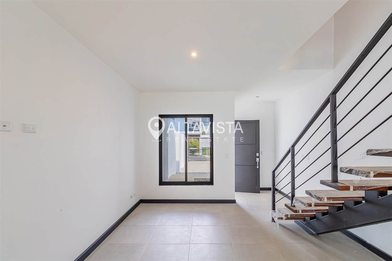 Casa en Venta Guayabos de Curridabat Por Aleste-3 Casa en Venta Guayabos de Curridabat Por Aleste