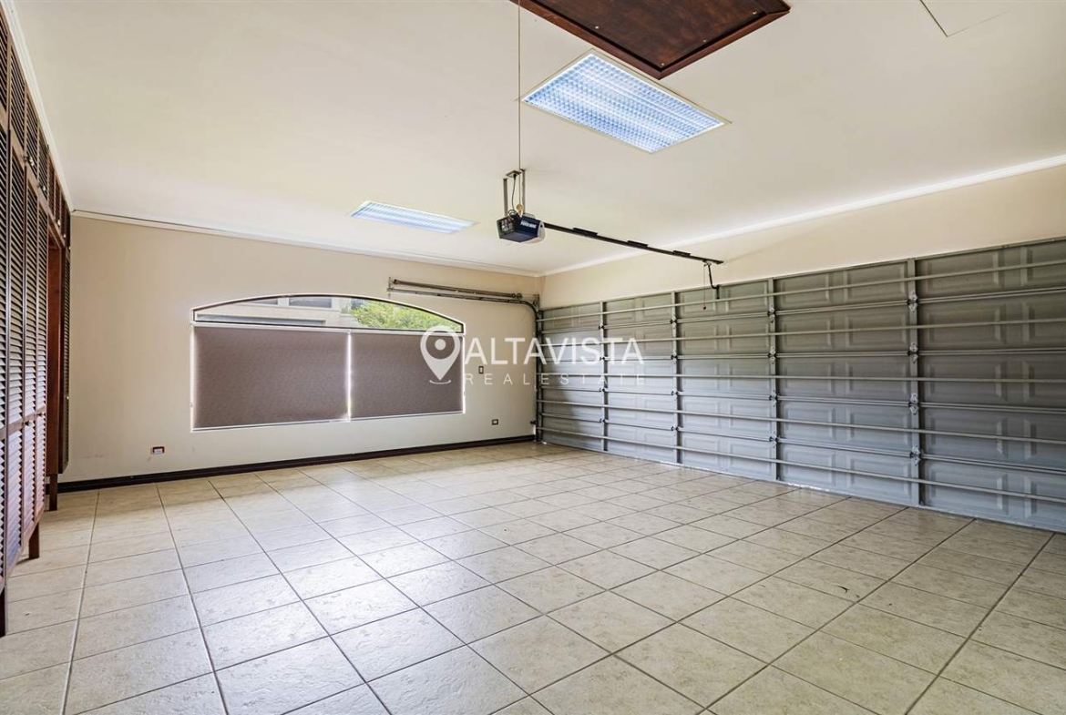 Casa en Venta - Hacienda Lindora - Santa Ana