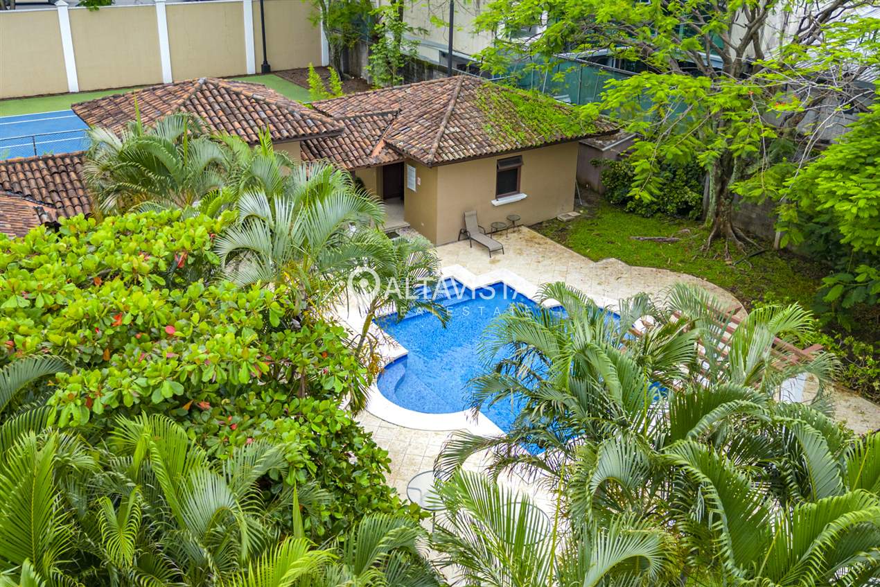 Casa en Venta - Hacienda Lindora - Santa Ana
