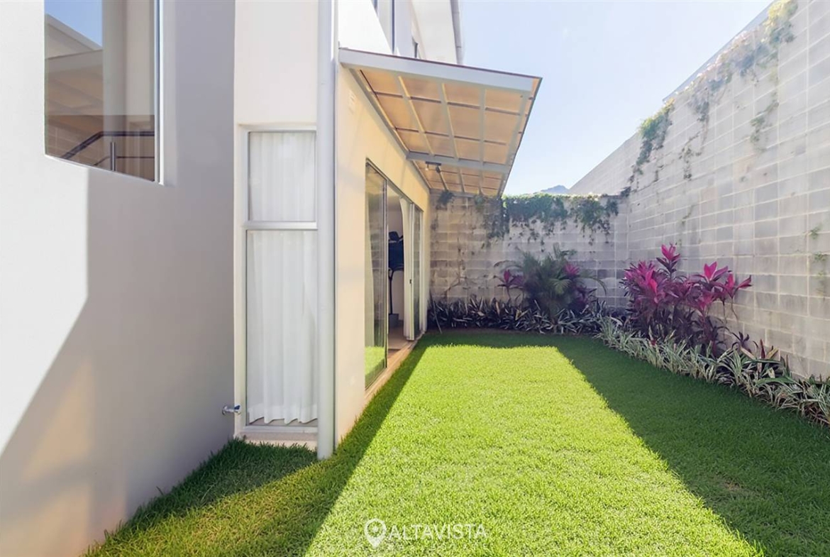 Condominio Ayarco 385