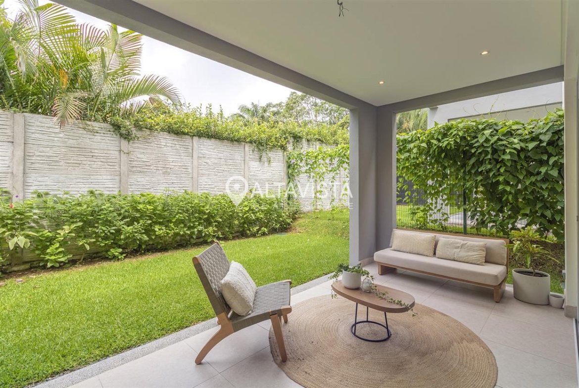 Casa en venta Condominio Elements Lindora