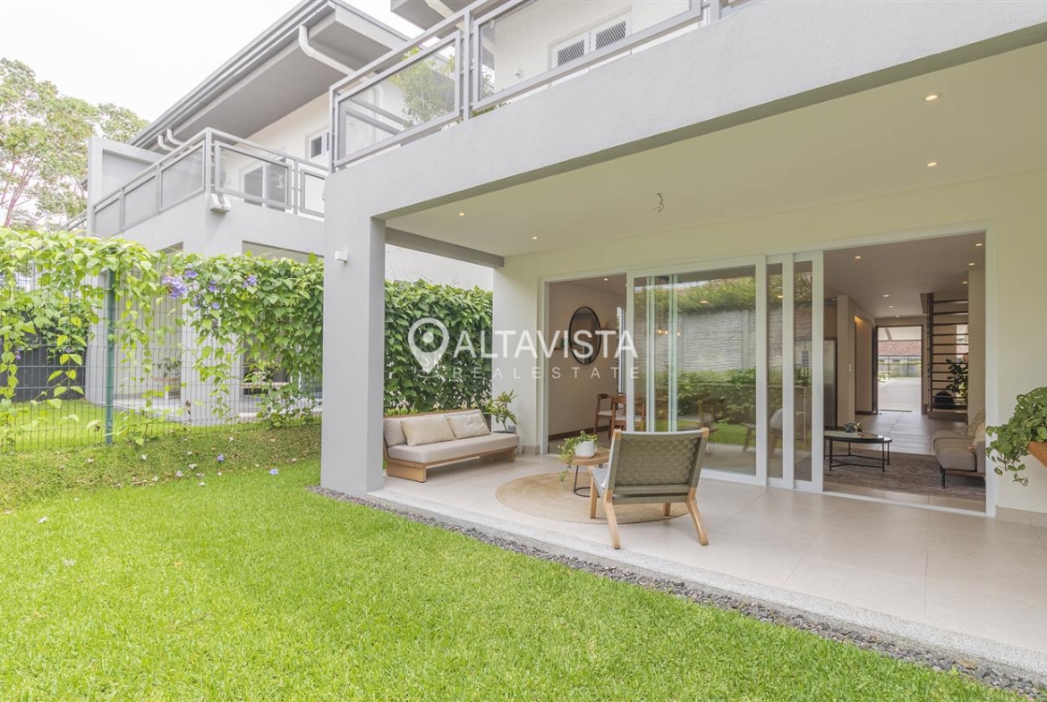 Casa en venta Condominio Elements Lindora