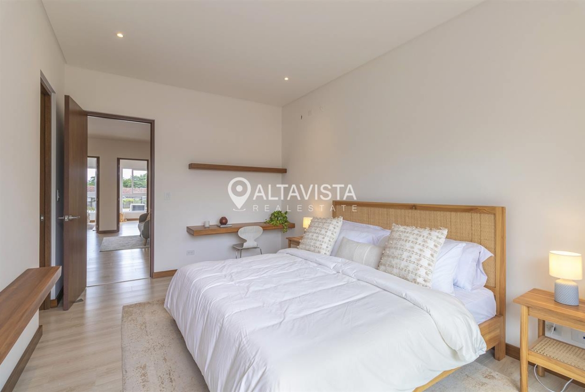 Casa en venta Condominio Elements Lindora