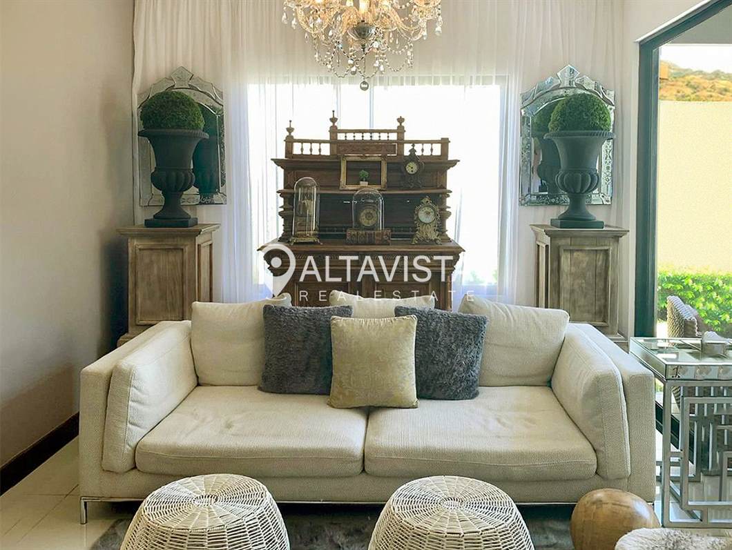 Parques del Sol Santa Ana