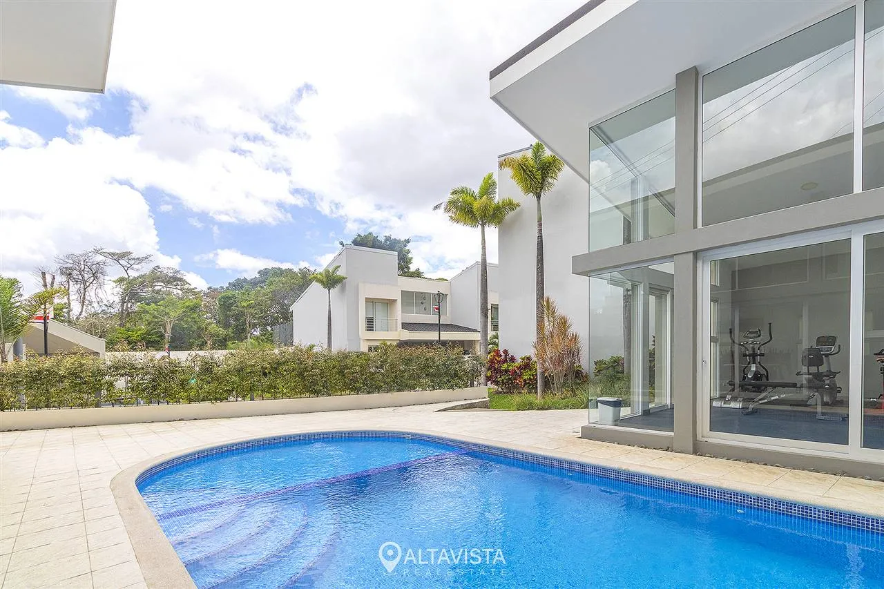 Condominio Prados del Este 18_resultado