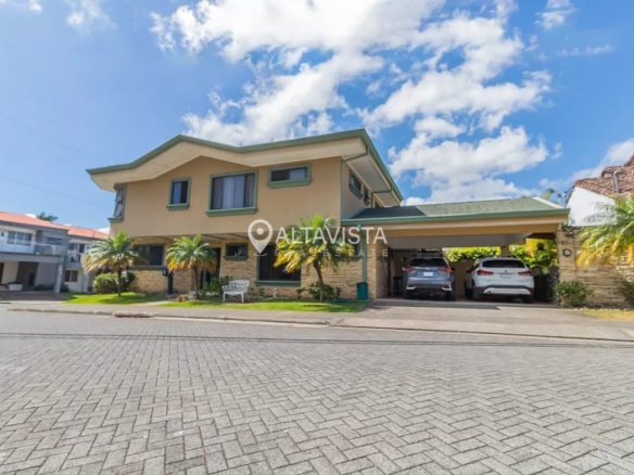 Condominio lomas de Granadilla