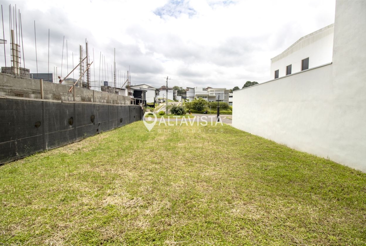 Lote en Venta Condominio Rialto