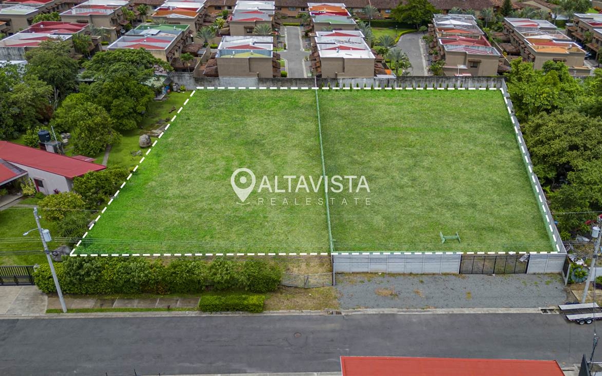 Venta de Lote Pozos de Santa Ana