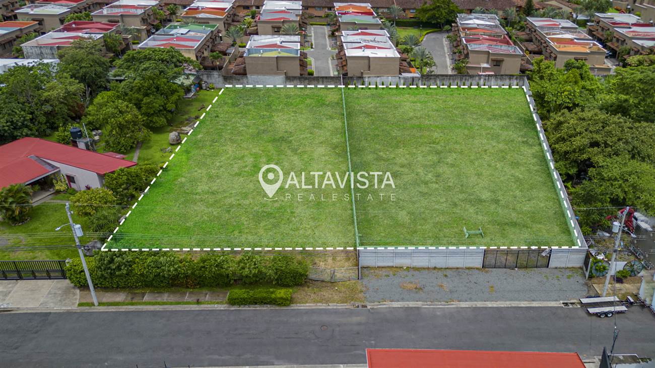 Venta de Lote Pozos de Santa Ana