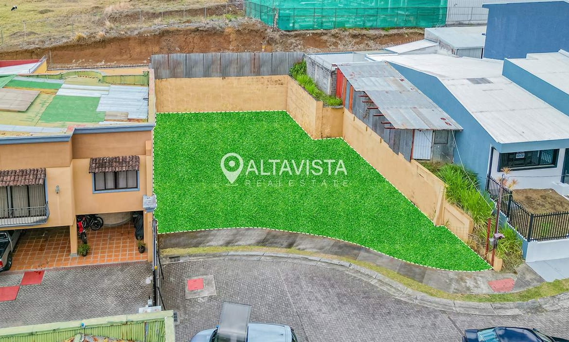 Venta de Lote por Fidelitas - Montes de Oca - San Pedro