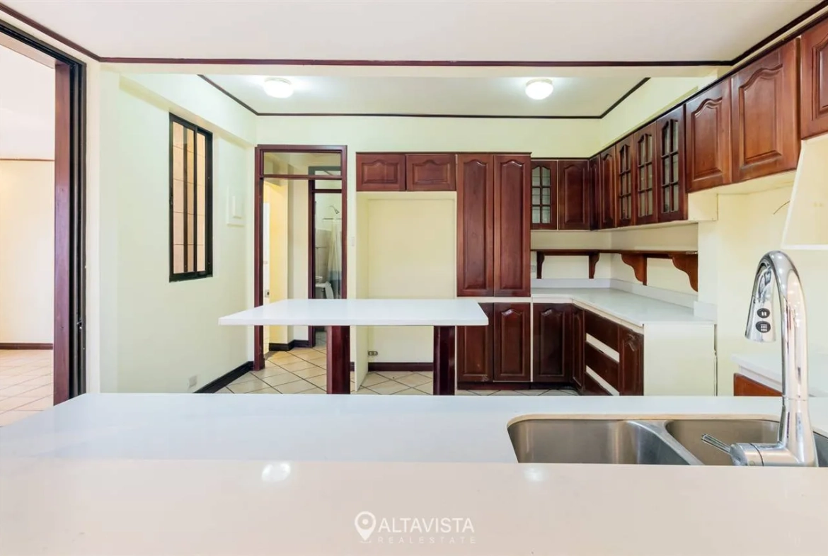 Alquiler de Casa en Los Laureles