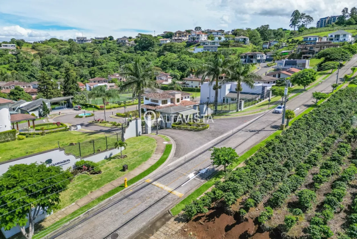 Lote en Guayaquil de Colinas de MonteAlegre